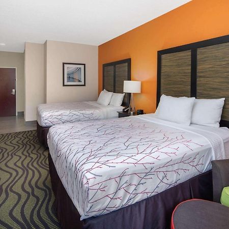 La Quinta Inn By Wyndham Calhoun South I-75 Exterior photo