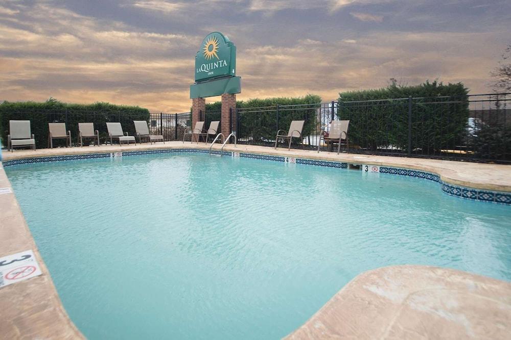 La Quinta Inn By Wyndham Calhoun South I-75 Exterior photo