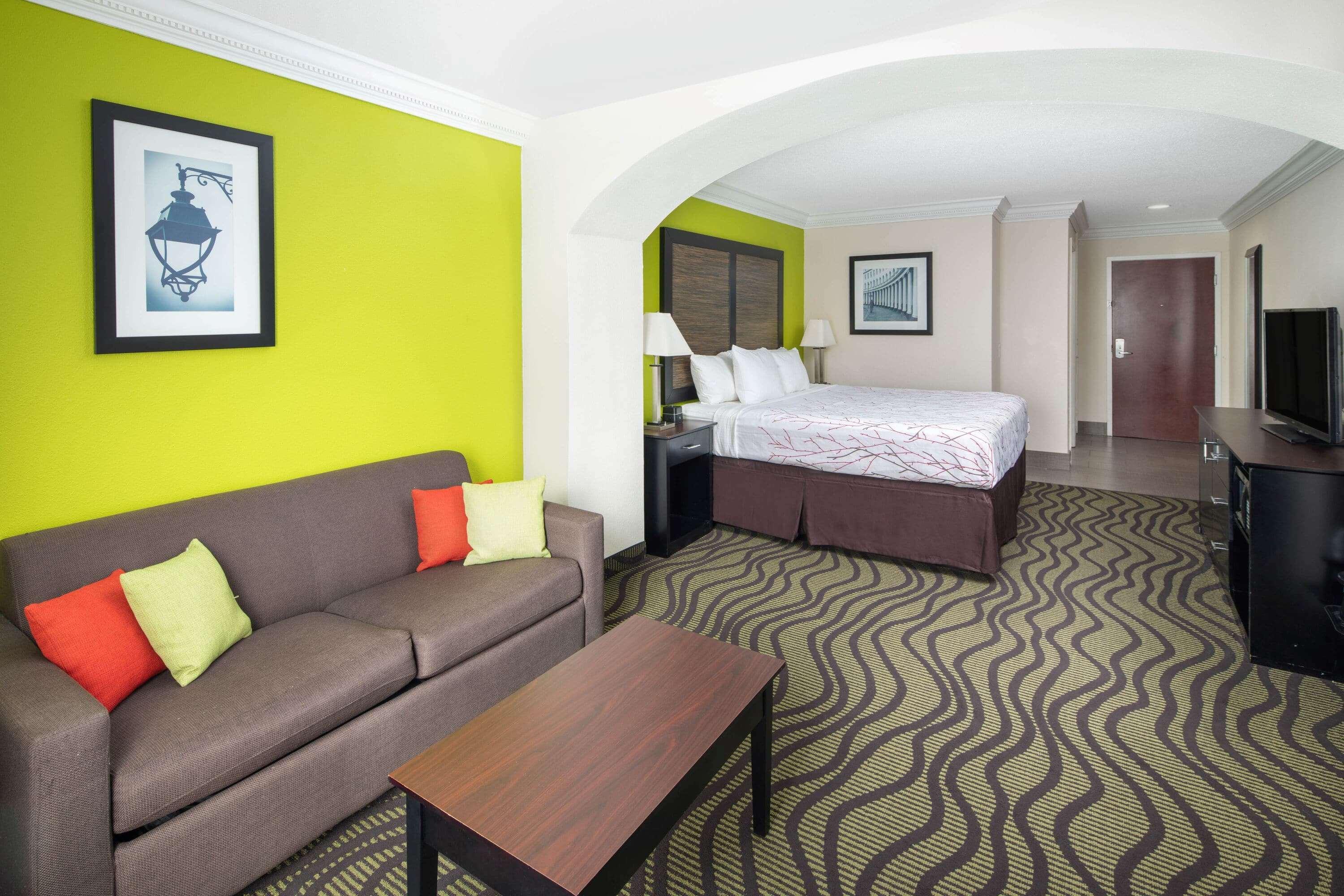 La Quinta Inn By Wyndham Calhoun South I-75 Exterior photo