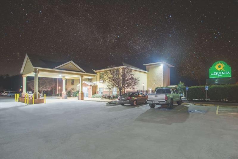 La Quinta Inn By Wyndham Calhoun South I-75 Exterior photo