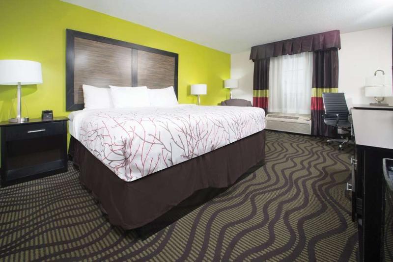 La Quinta Inn By Wyndham Calhoun South I-75 Exterior photo