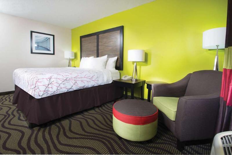 La Quinta Inn By Wyndham Calhoun South I-75 Exterior photo